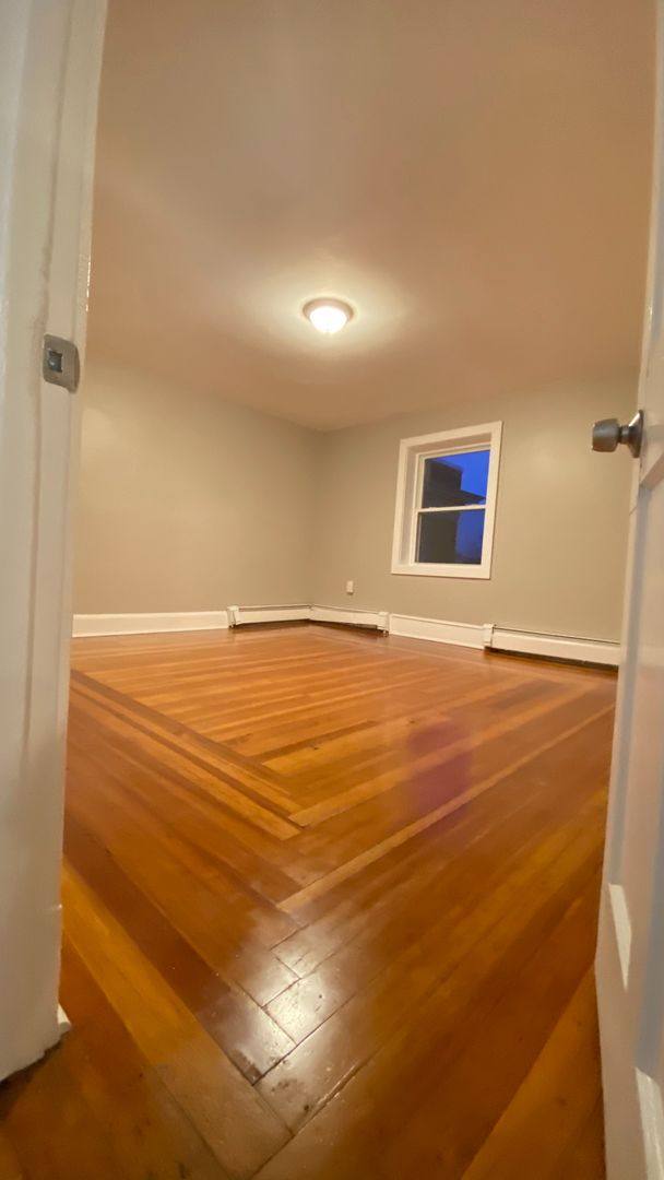 196-198 Jackson St, Lawrence, MA 01841 - Apartment for Rent - Image 3