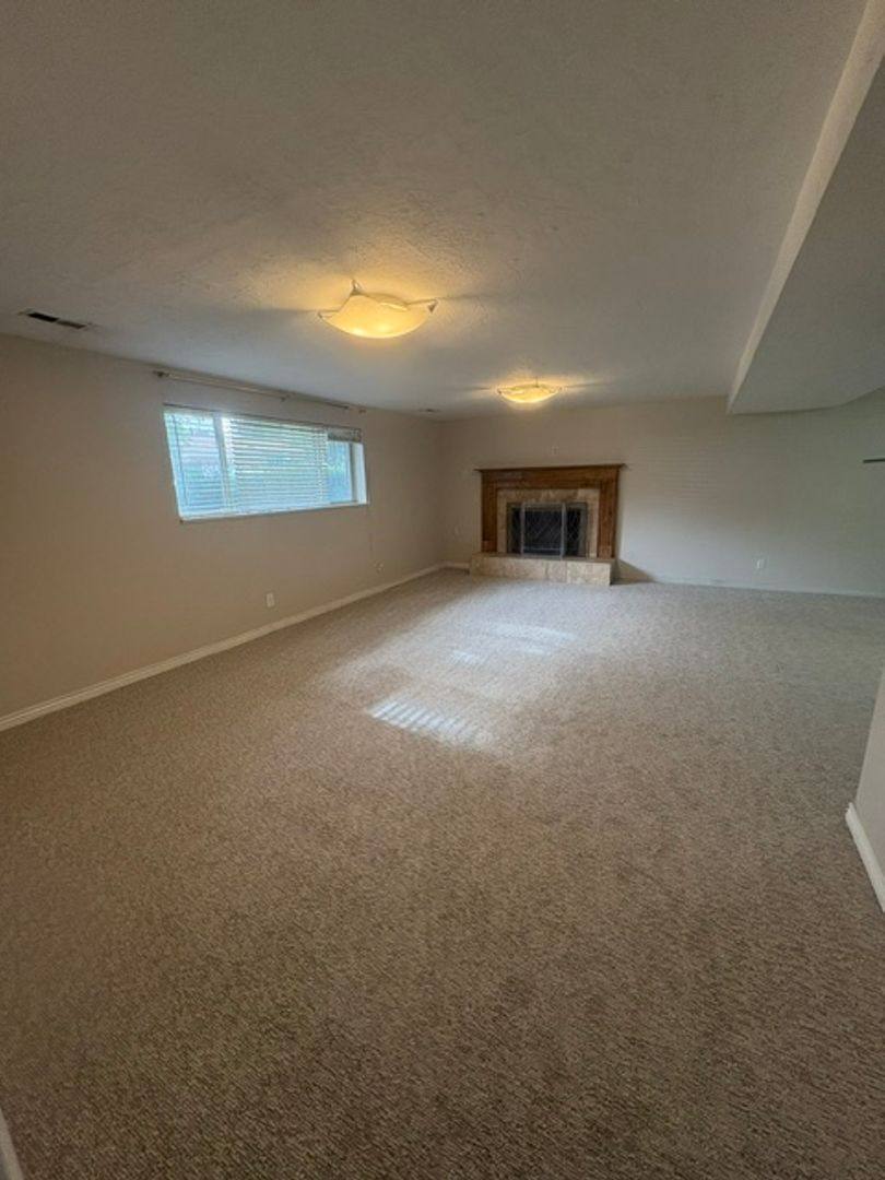 6772 S Olivet Dr, Salt Lake City, UT 84121 - House for Rent - Image 3
