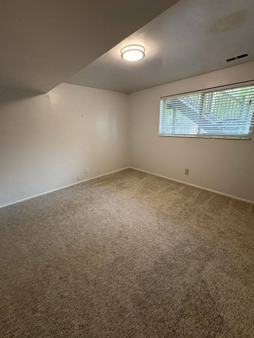 6772 S Olivet Dr, Salt Lake City, UT 84121 - House for Rent - Image 6
