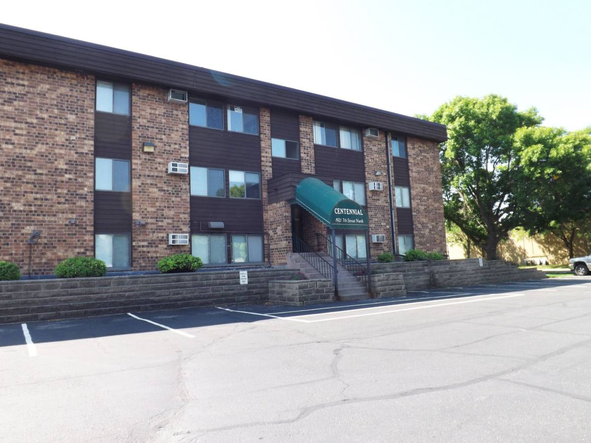 1921 7th St N, St. Cloud, MN 56303 - Apartment for Rent