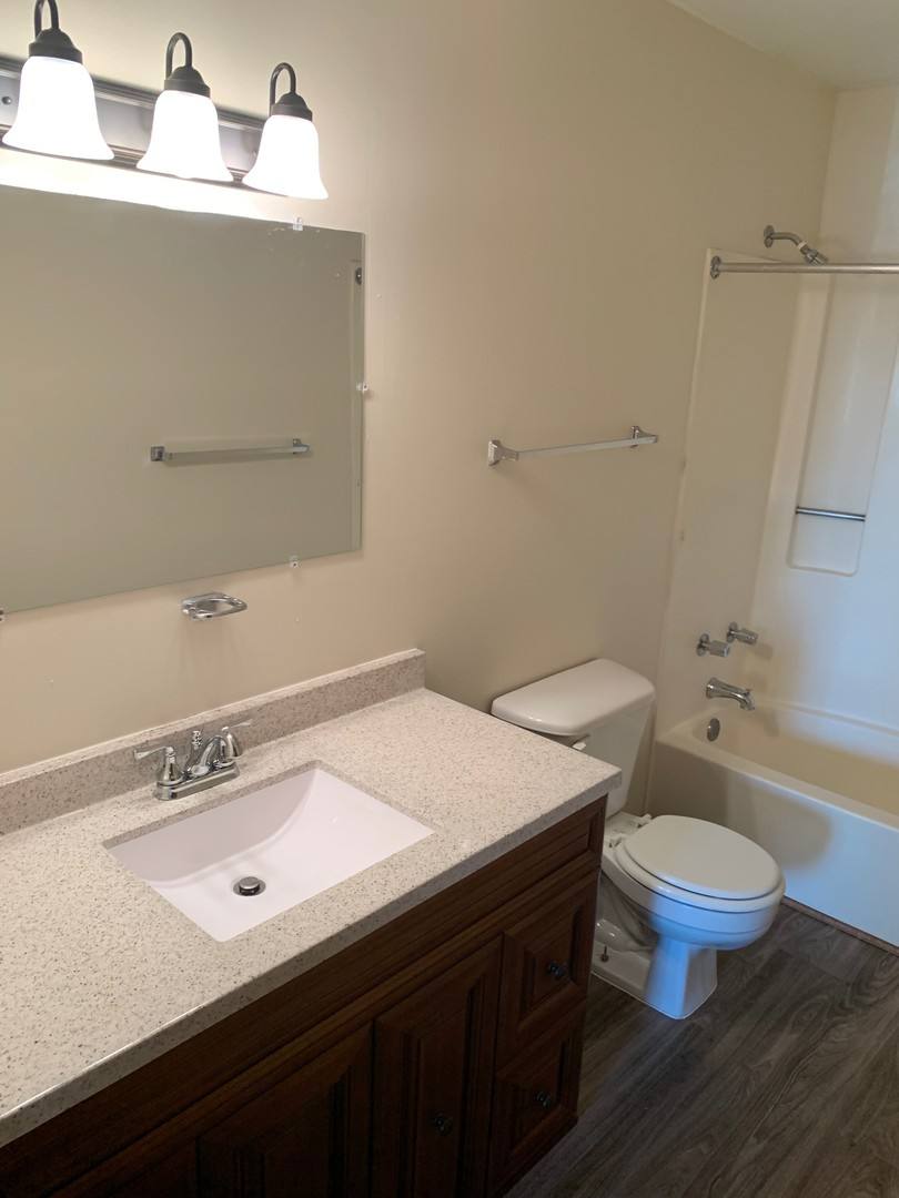 1921 7th St N, St. Cloud, MN 56303 - Apartment for Rent - Image 8
