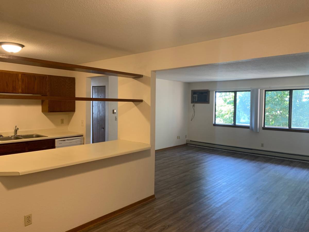 1921 7th St N, St. Cloud, MN 56303 - Apartment for Rent - Image 6