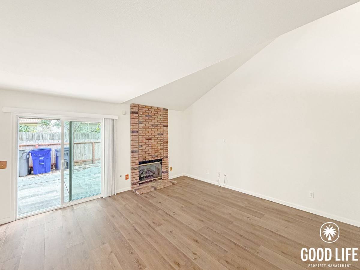 1496 Chaparral Way, Oceanside, CA 92057 - Townhouse for Rent - Image 3