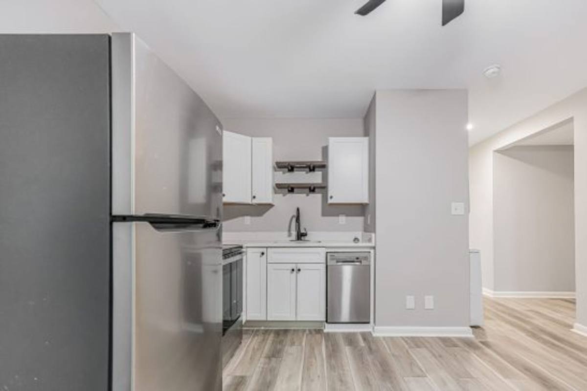 201 Howell St #200D, Chapel Hill, NC 27514 - Apartment for Rent - Image 1