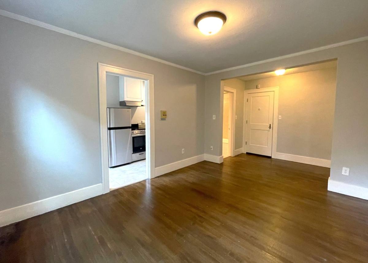 Roxborough, 1720 E Denny Way, Seattle, WA 98122 - Apartment for Rent - Image 6
