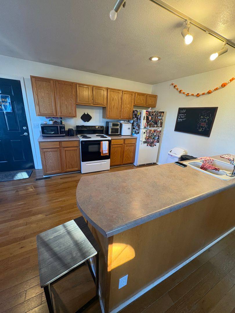 404 S Marion, Kirksville, MO 63501 - Apartment for Rent - Image 1