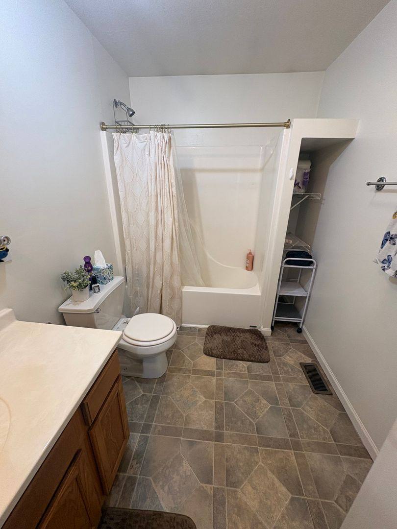404 S Marion, Kirksville, MO 63501 - Apartment for Rent - Image 9