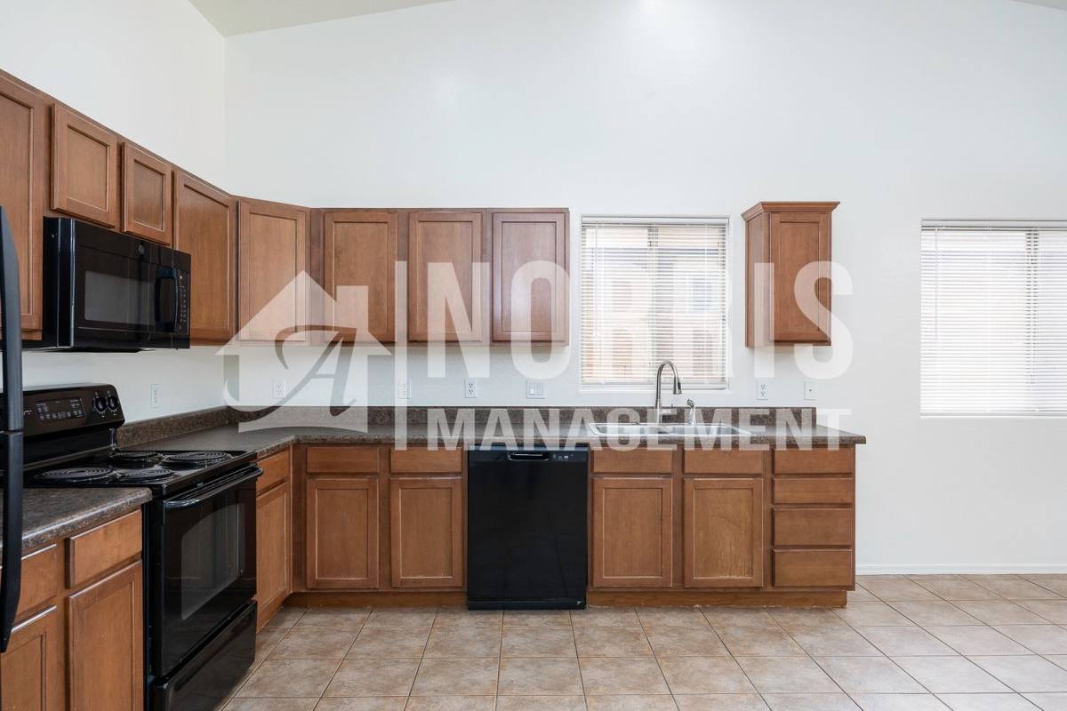 1033 W Nina Dr, Casa Grande, AZ 85122 - House for Rent - Image 9