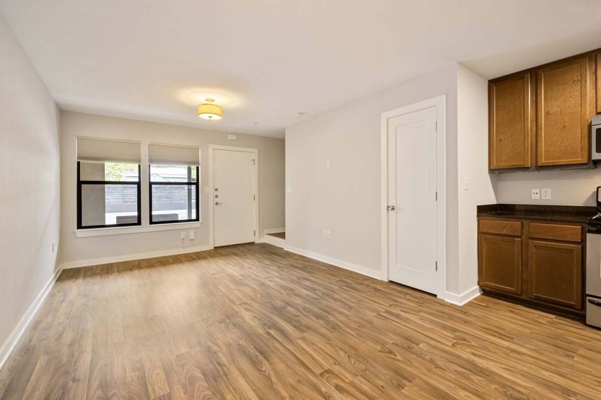 924 E 51st St #121, Austin, TX 78751 - Townhouse for Rent - Image 7