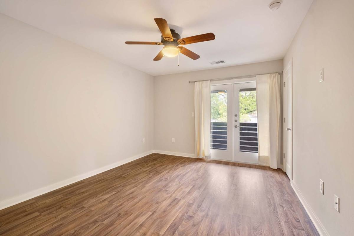 924 E 51st St #121, Austin, TX 78751 - Townhouse for Rent - Image 8
