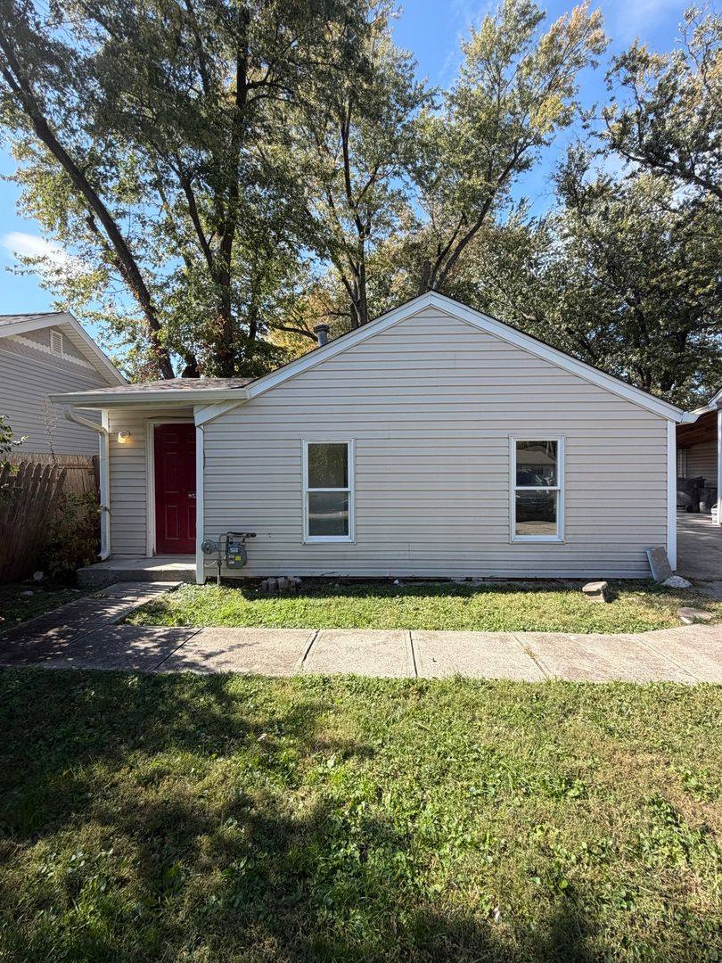 House for rent at 3908 N Ridgeview Dr, Indianapolis, IN 46226