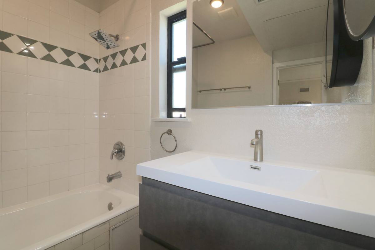Seville, 202- 21 Second Ave, San Diego, CA 92101 - Apartment for Rent - Image 10