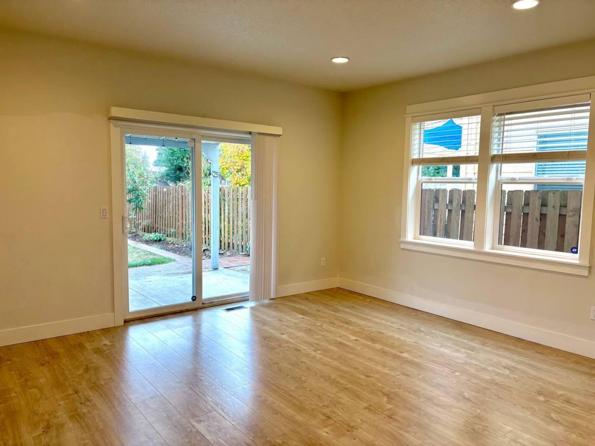 12032 SE Mill Court, Portland, OR 97216 - House for Rent - Image 9