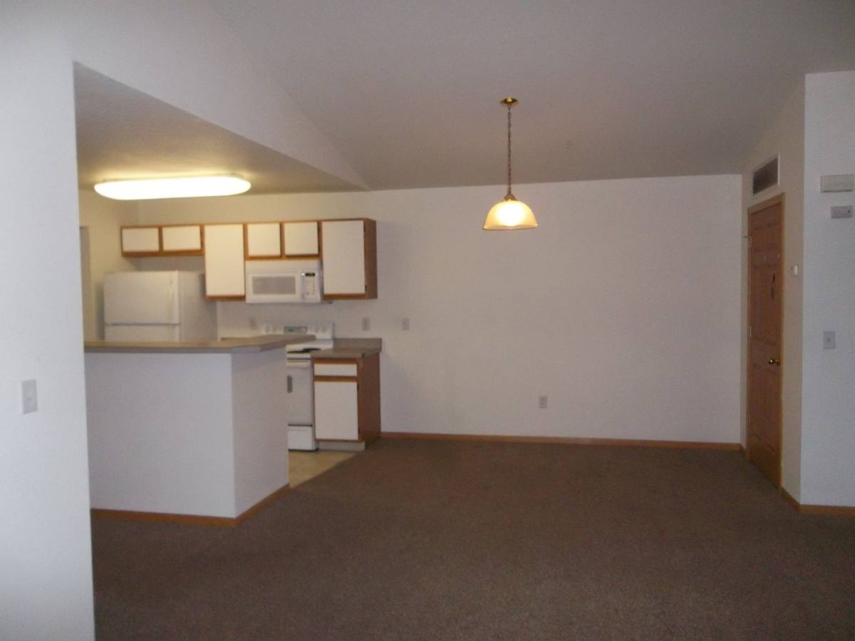 5225 White Willow Dr #M120, Fort Collins, CO 80528 - Condo for Rent - Image 3