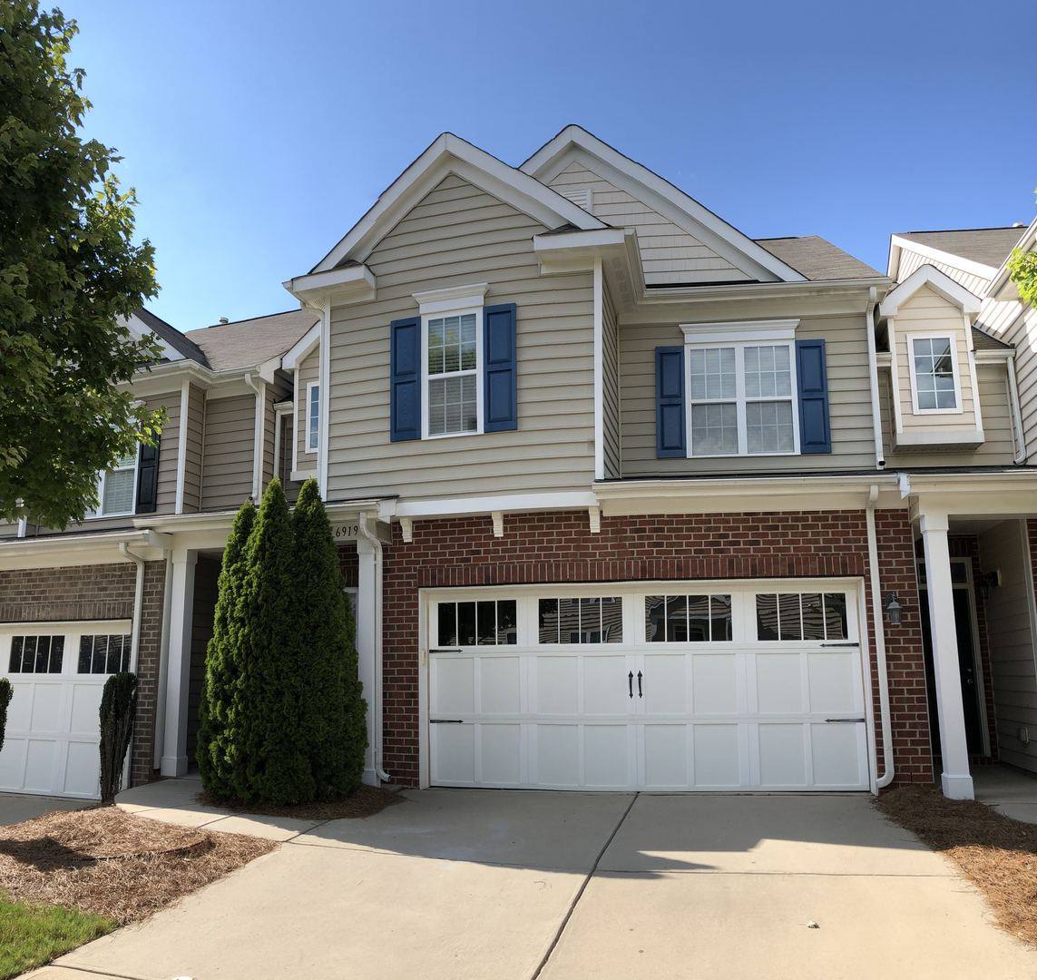 6919 Maricopa Dr, Charlotte, NC 28277 - Townhouse for Rent