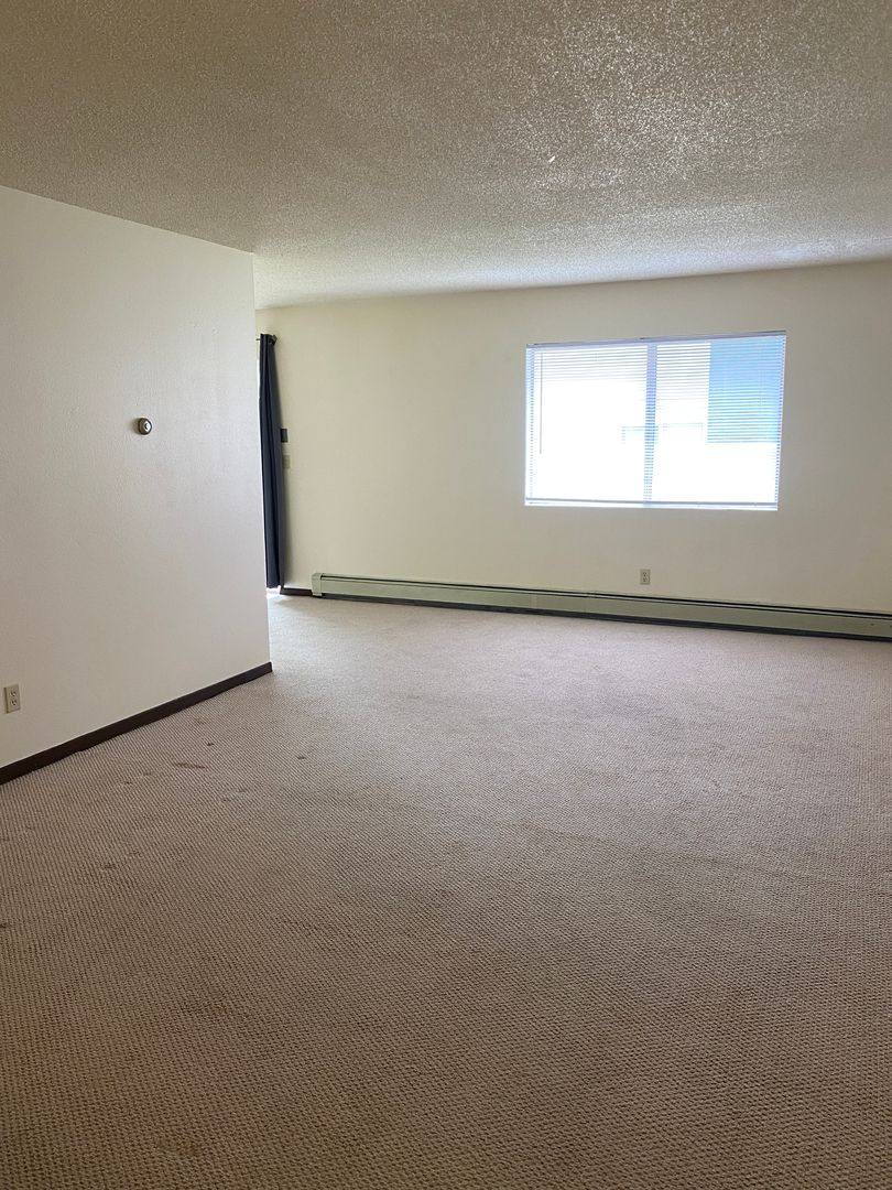 1007-1009 McDonald, Missoula, MT 59801 - Apartment for Rent - Image 2
