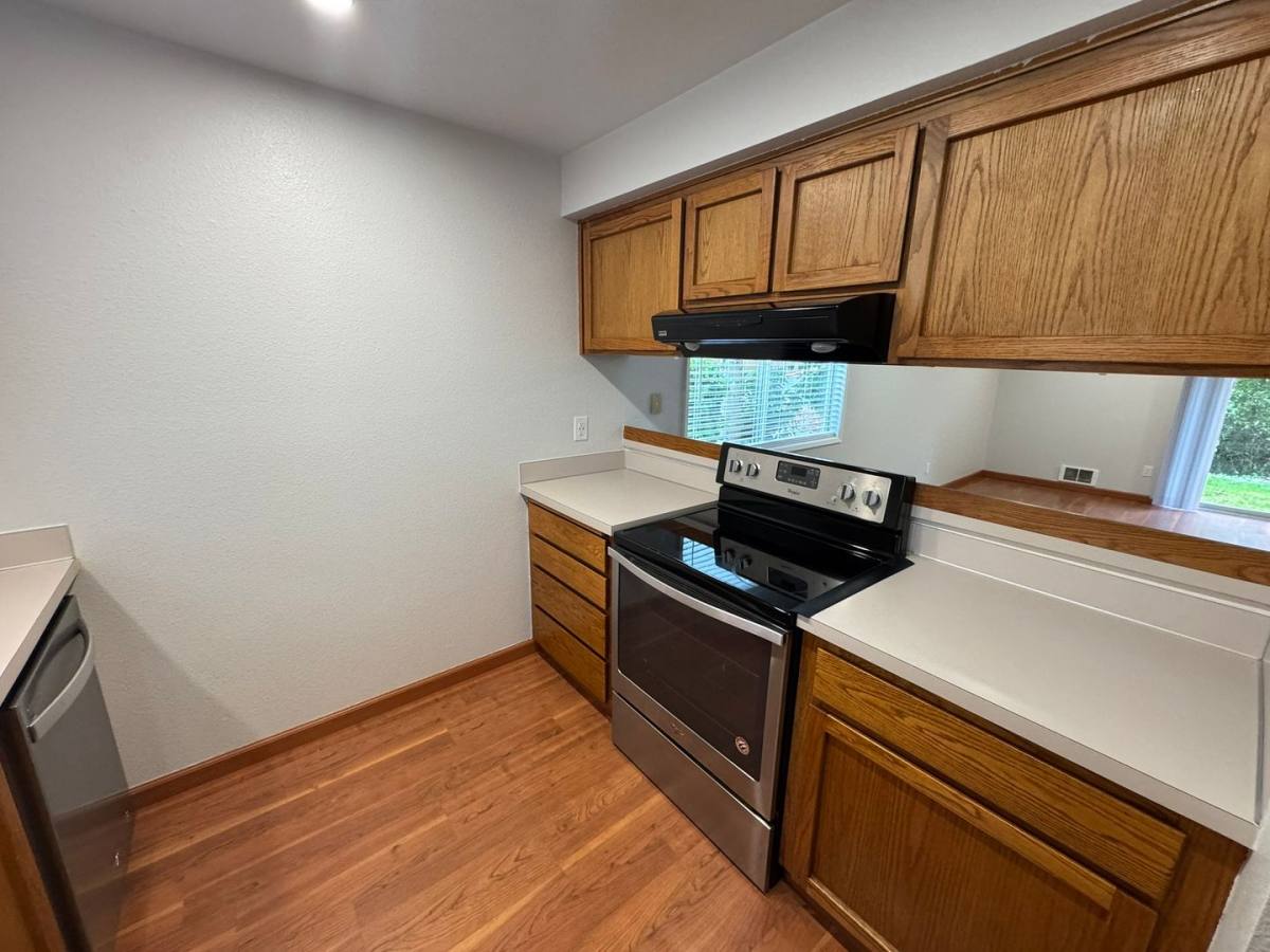 18910 Bothell Everett Highway G1, Bothell, WA 98012 - Condo for Rent - Image 5
