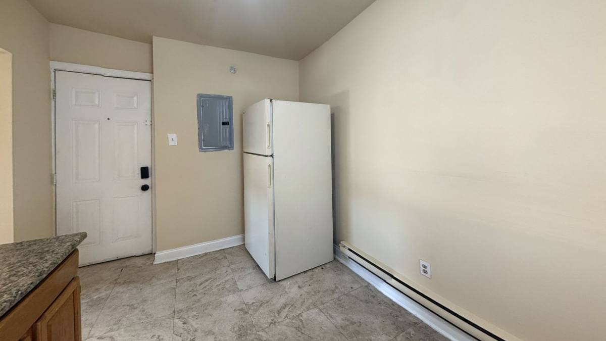 5701 W Girard Ave, Philadelphia, PA 19131 - Apartment for Rent - Image 2