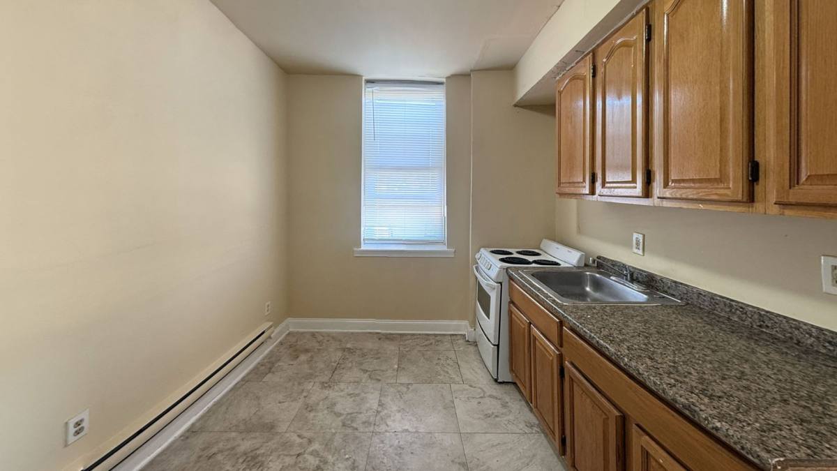 5701 W Girard Ave, Philadelphia, PA 19131 - Apartment for Rent - Image 3
