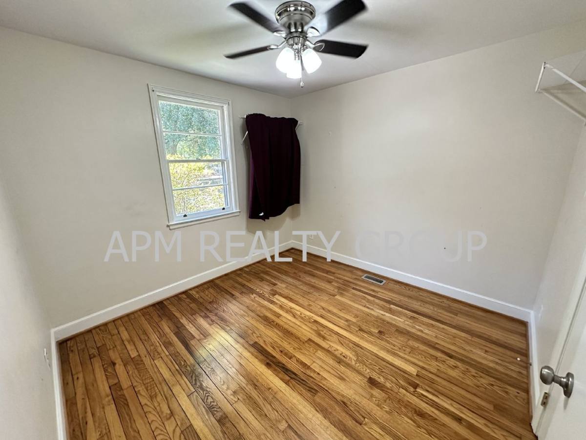 1719 Burnham, West Columbia, SC 29169 - House for Rent - Image 2