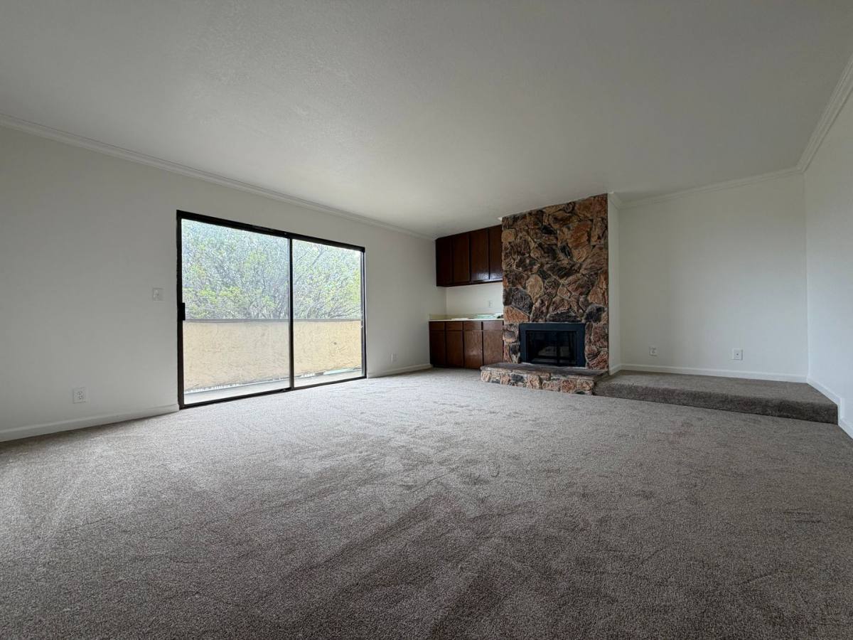 4755 Snow Dr, San Jose, CA 95111 - Apartment for Rent - Image 4