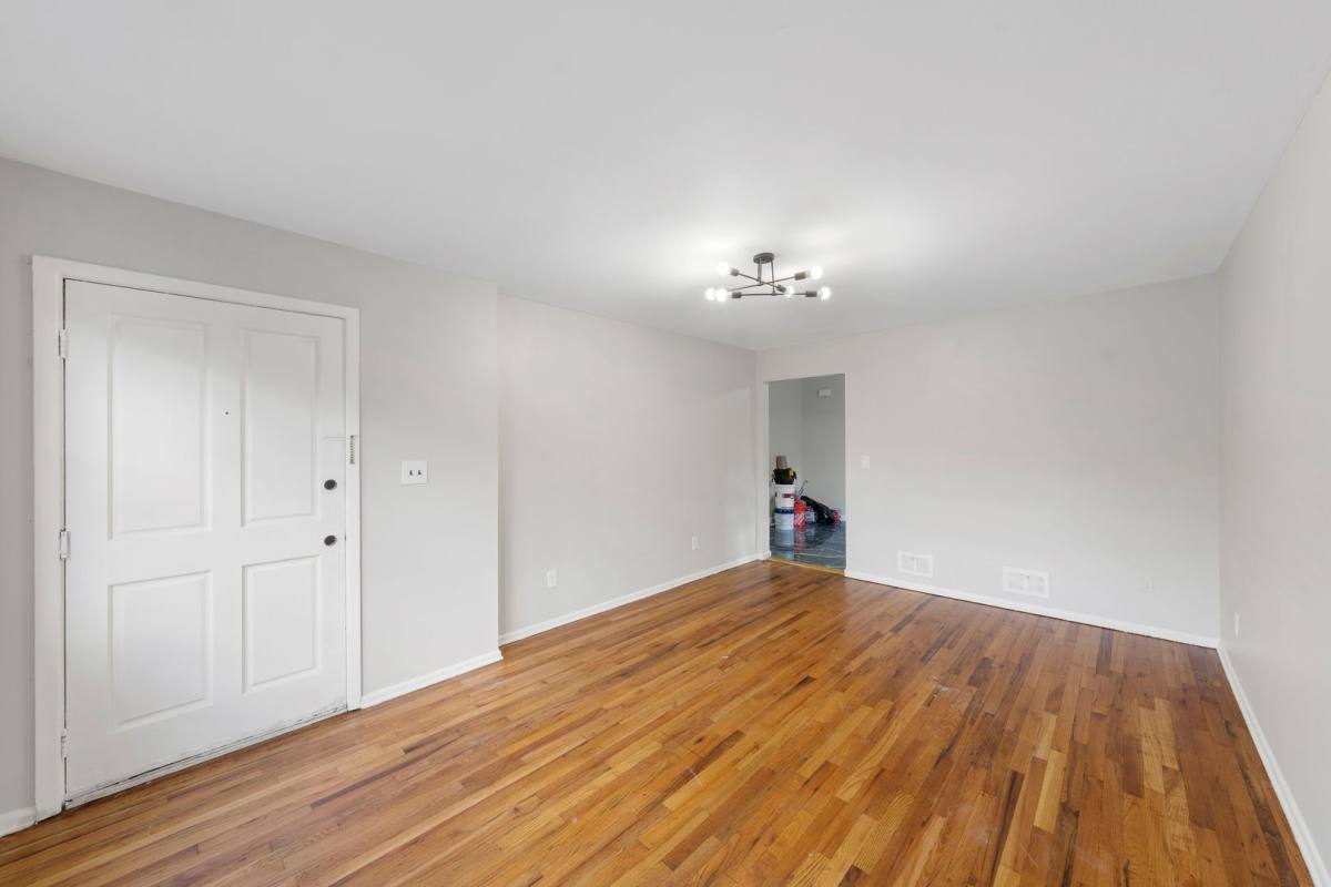 919 Chandler, Linden, NJ 07036 - Apartment for Rent - Image 3