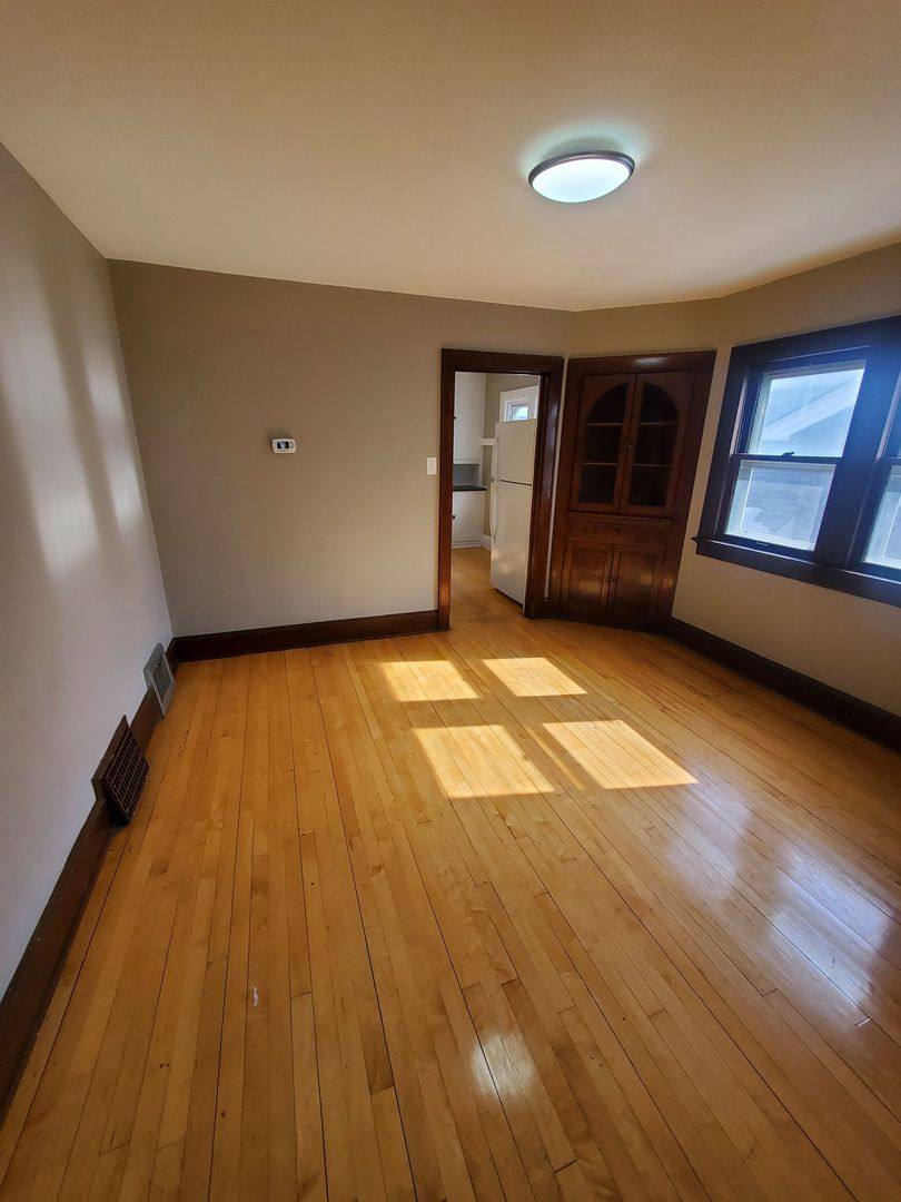2872-2872A N 56th St, Milwaukee, WI 53210 - Apartment for Rent - Image 9