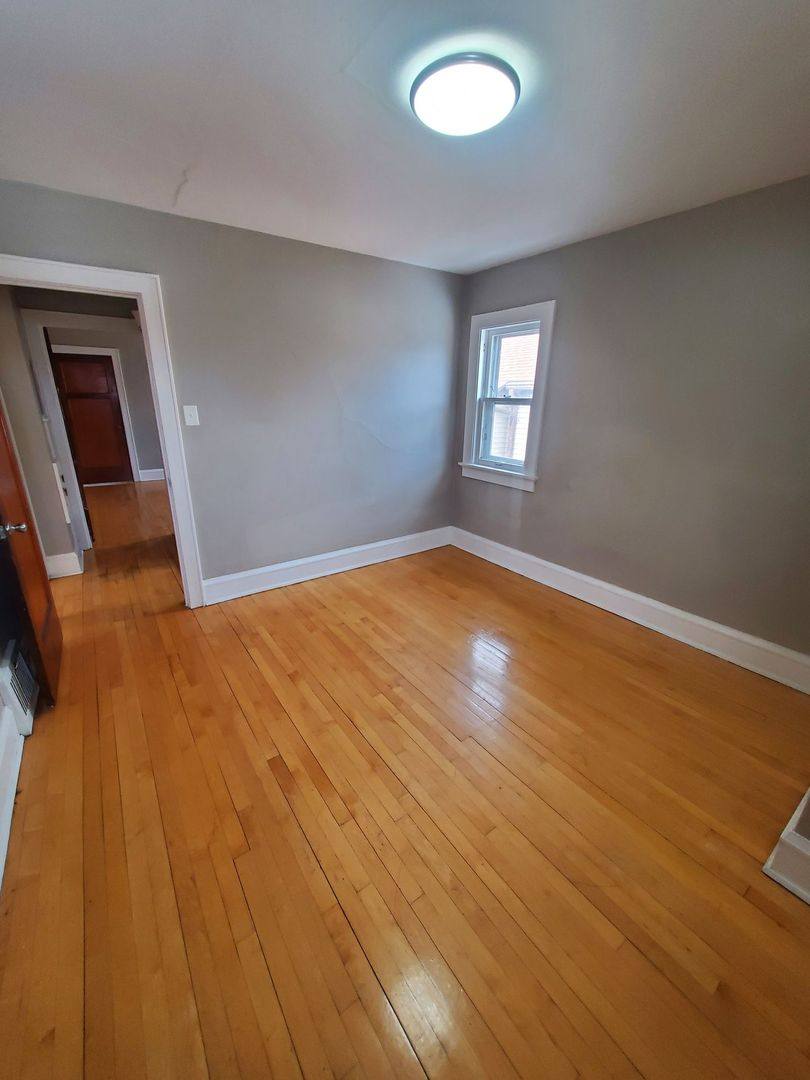 2872-2872A N 56th St, Milwaukee, WI 53210 - Apartment for Rent - Image 4