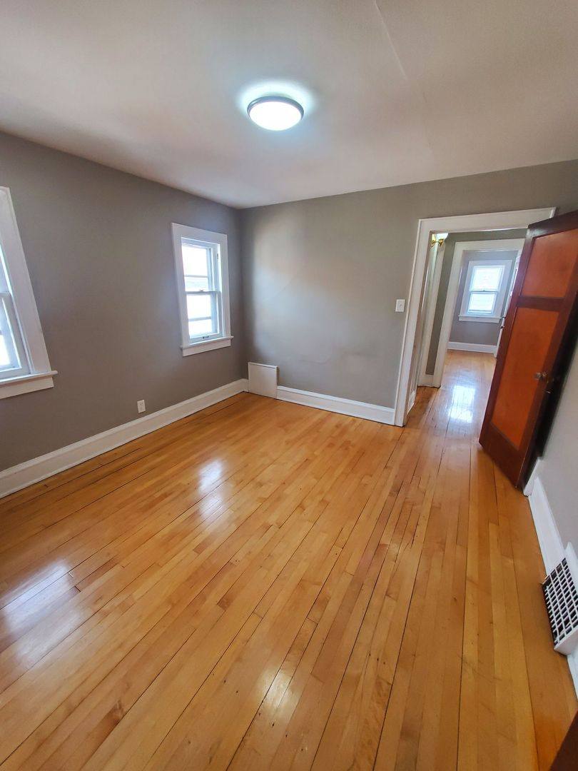 2872-2872A N 56th St, Milwaukee, WI 53210 - Apartment for Rent - Image 8