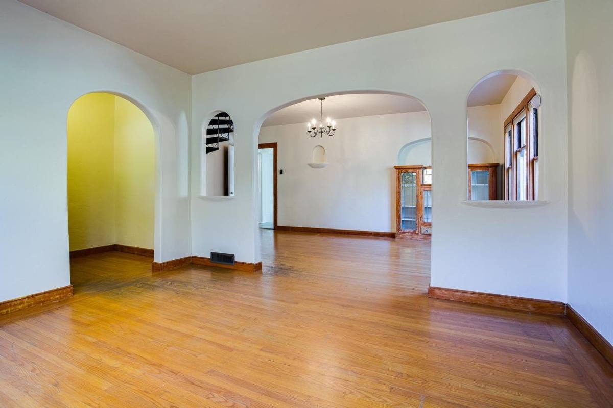4124 T St, Sacramento, CA 95819 - House for Rent - Image 2