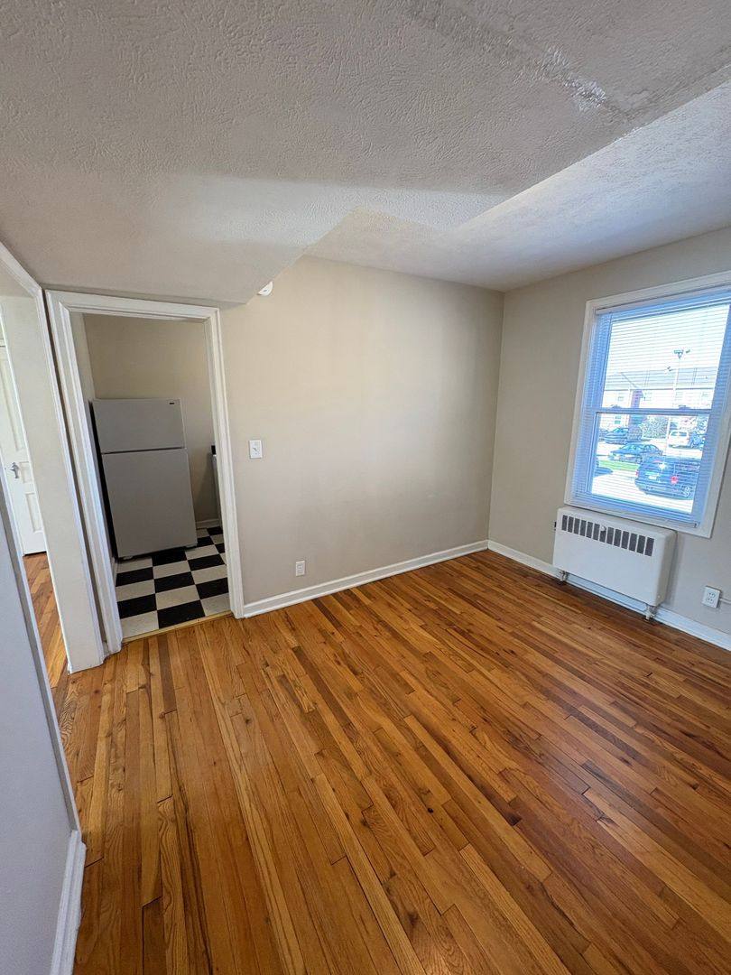 3108 Davenport St, Omaha, NE 68131 - Apartment for Rent - Image 2