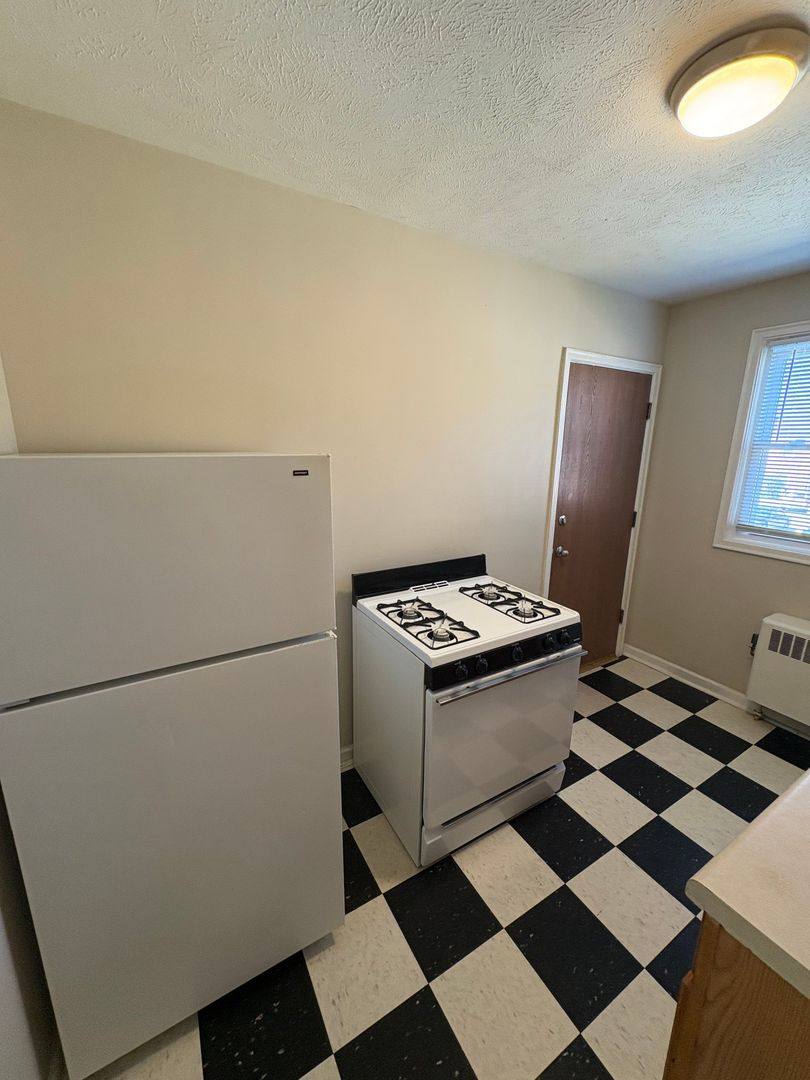 3108 Davenport St, Omaha, NE 68131 - Apartment for Rent - Image 5