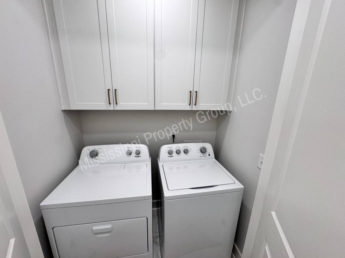 2008 Rosemary St, Oxford, MS 38655 - Townhouse for Rent - Image 8