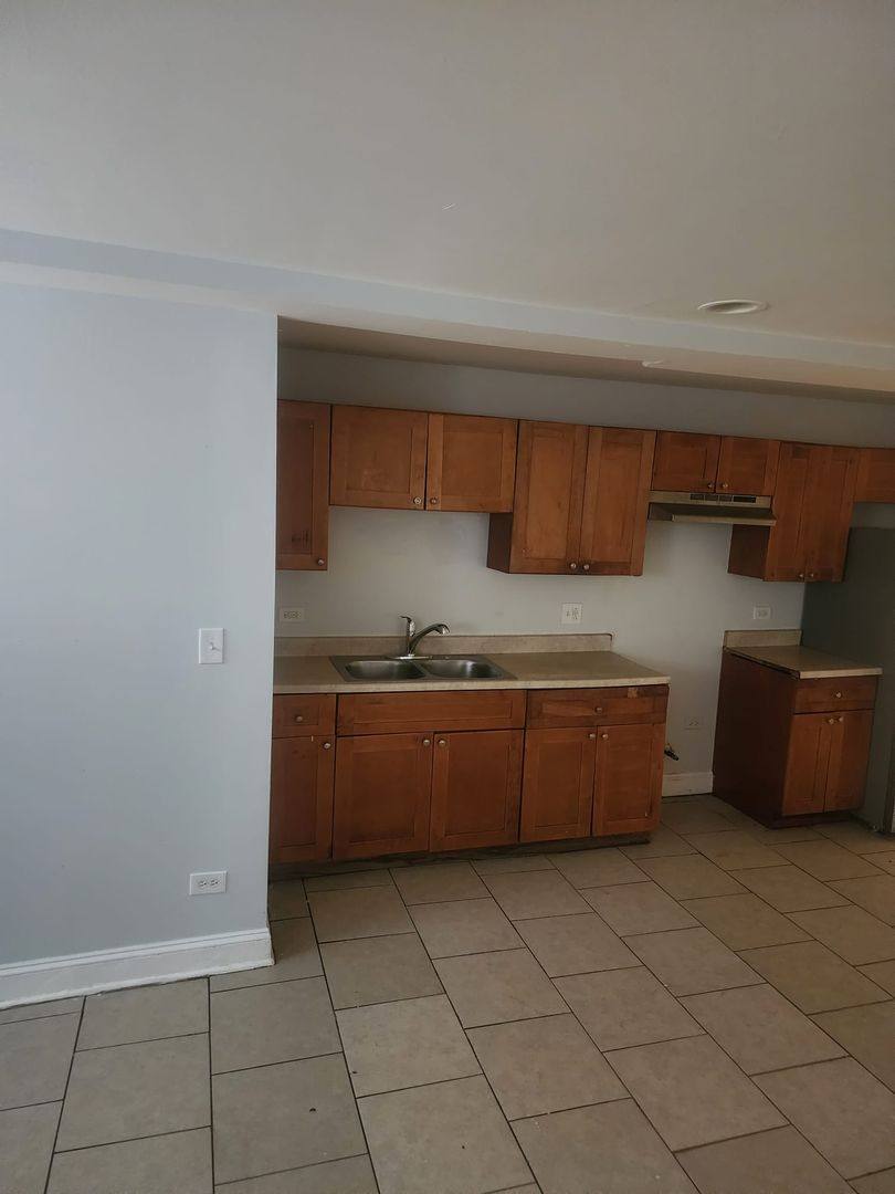 6152-54 S Evans Ave New, Chicago, IL 60637 - Apartment for Rent - Image 5