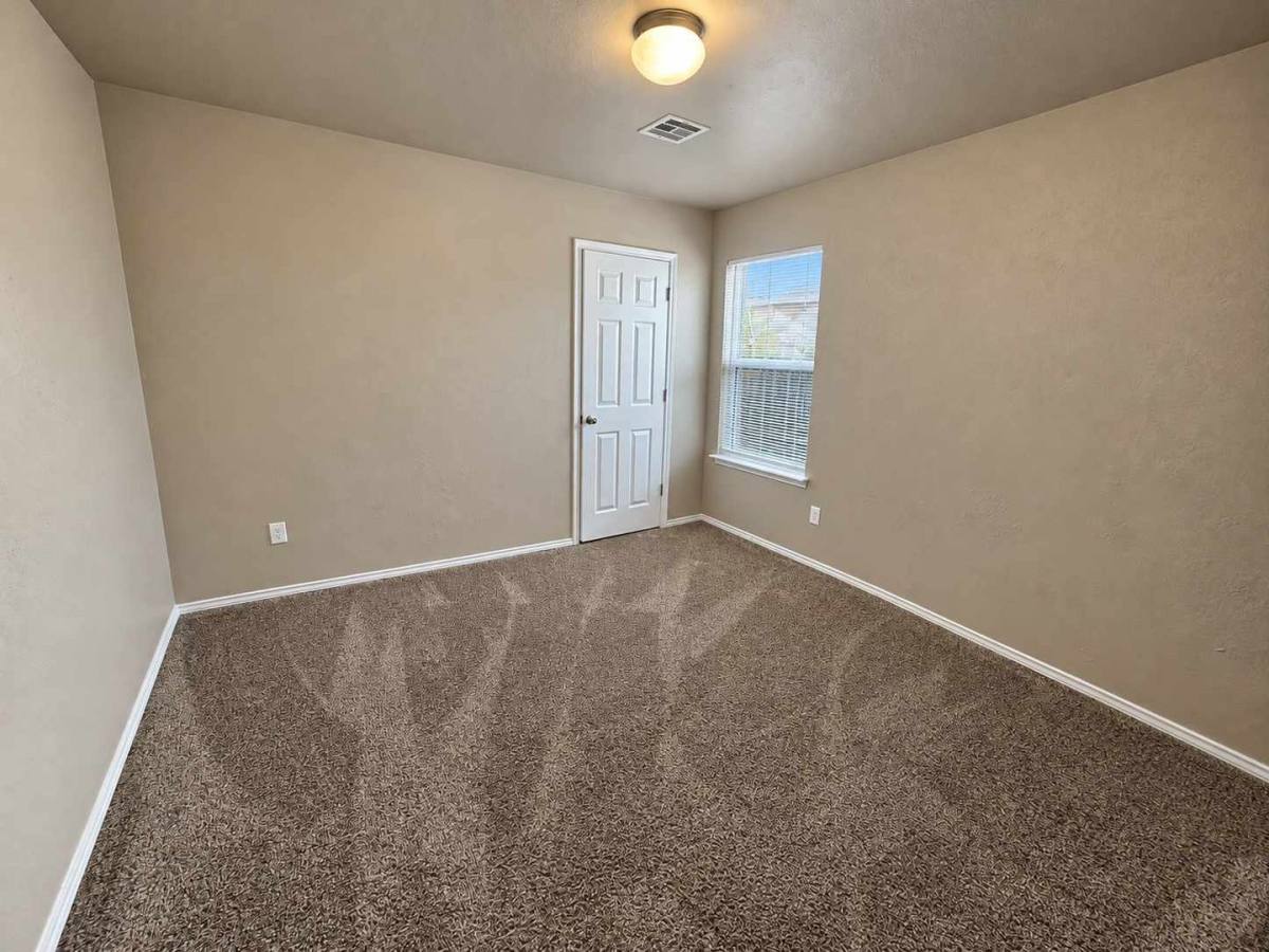 3528 SE 95th St, Moore, OK 73160 - House for Rent - Image 8