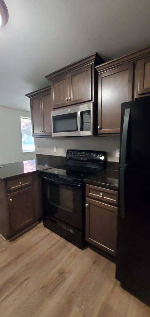 Clayton Manor III, 300 Clayton Manor Dr S, Liverpool, NY 13088 - Apartment for Rent - Image 4
