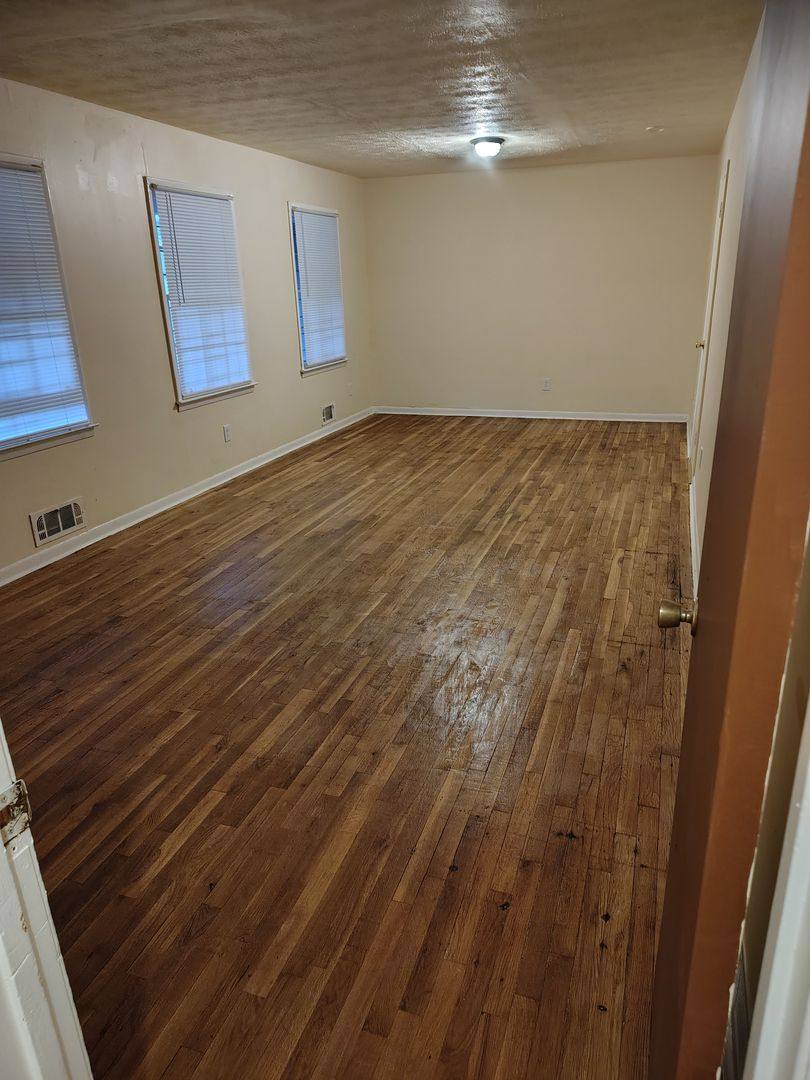863 Rodney Dr, Atlanta, GA 30311 - House for Rent - Image 2