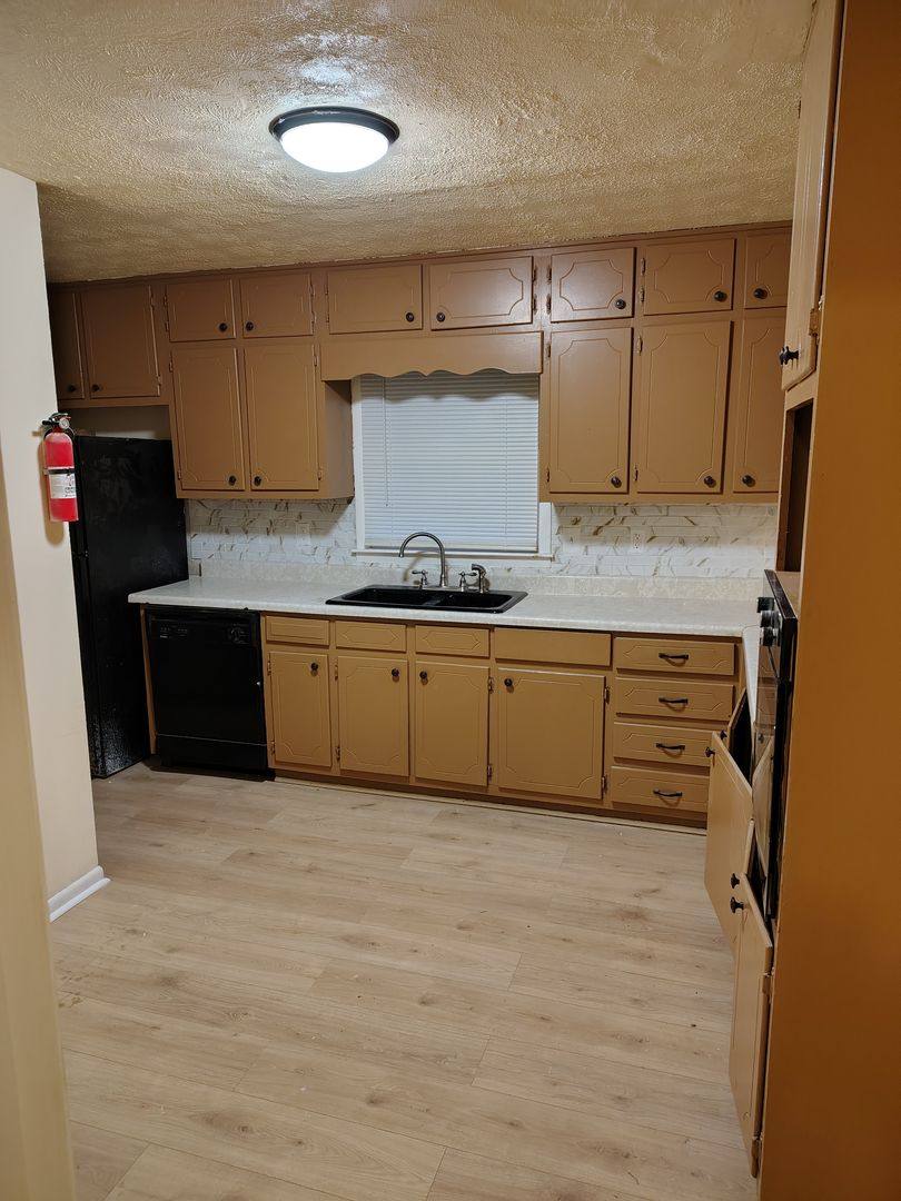 863 Rodney Dr, Atlanta, GA 30311 - House for Rent - Image 7