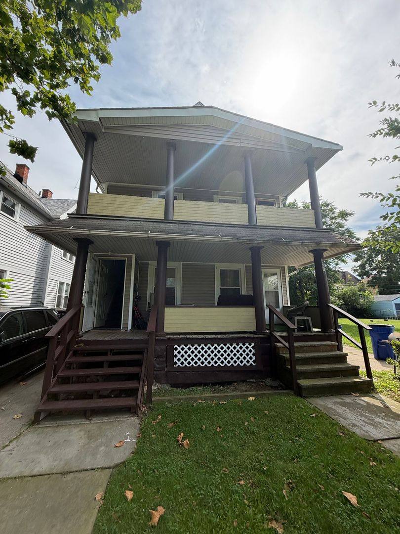 10018 Adams Ave, Cleveland, OH 44108 - Apartment for Rent