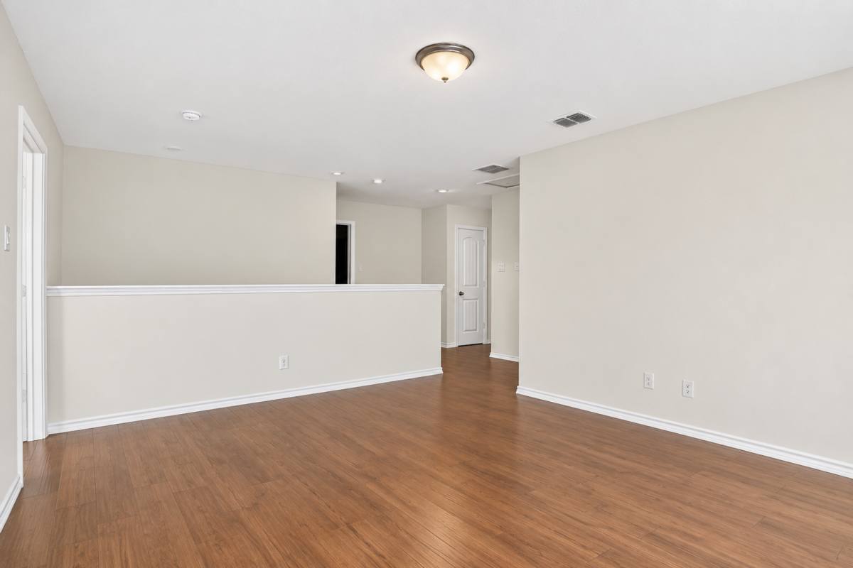 1815 Overlook Knoll, San Antonio, TX 78245 - House for Rent - Image 8