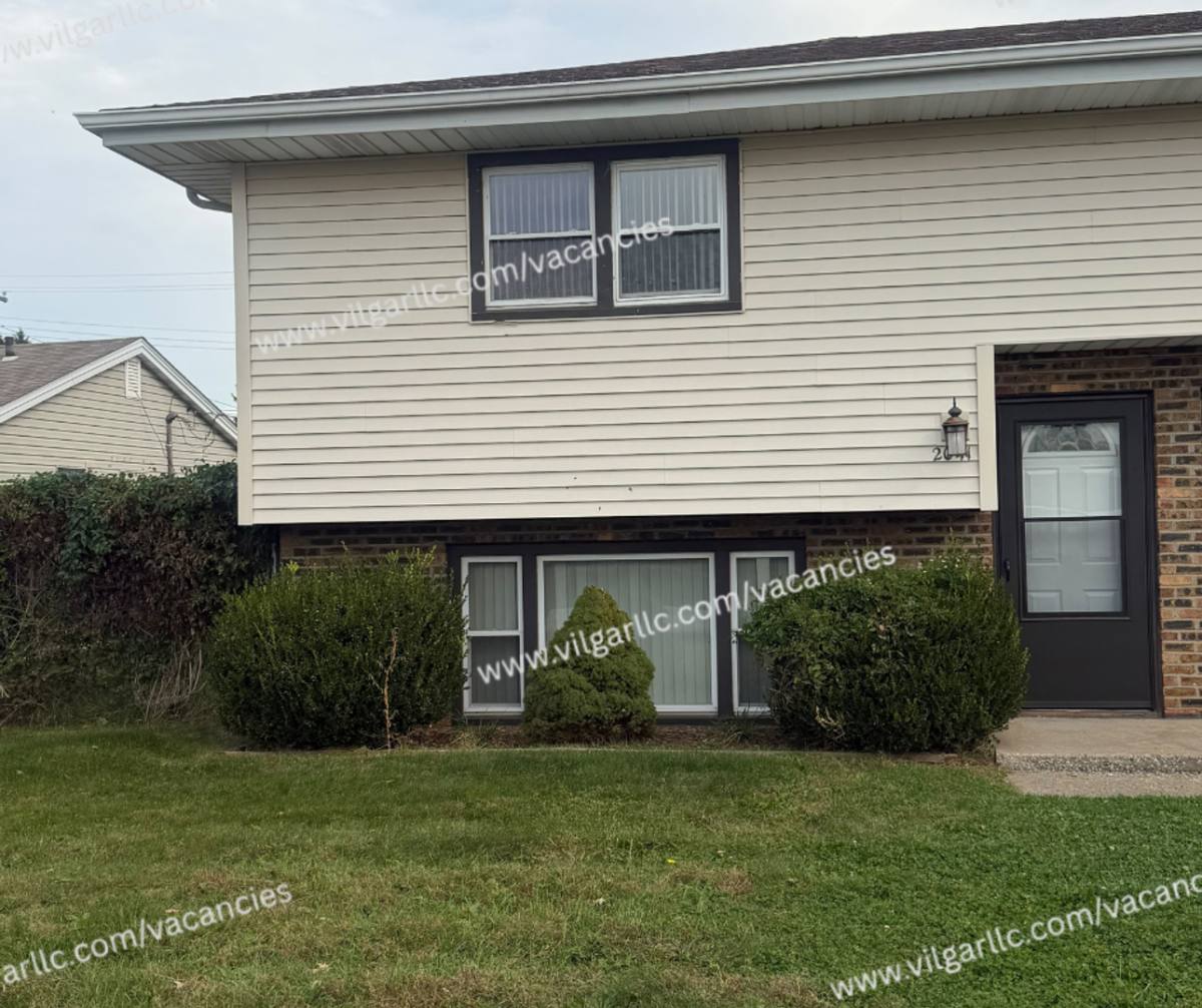 2041 - 2043 Union St, Lake Station, IN 46405 - Townhouse for Rent - Image 1