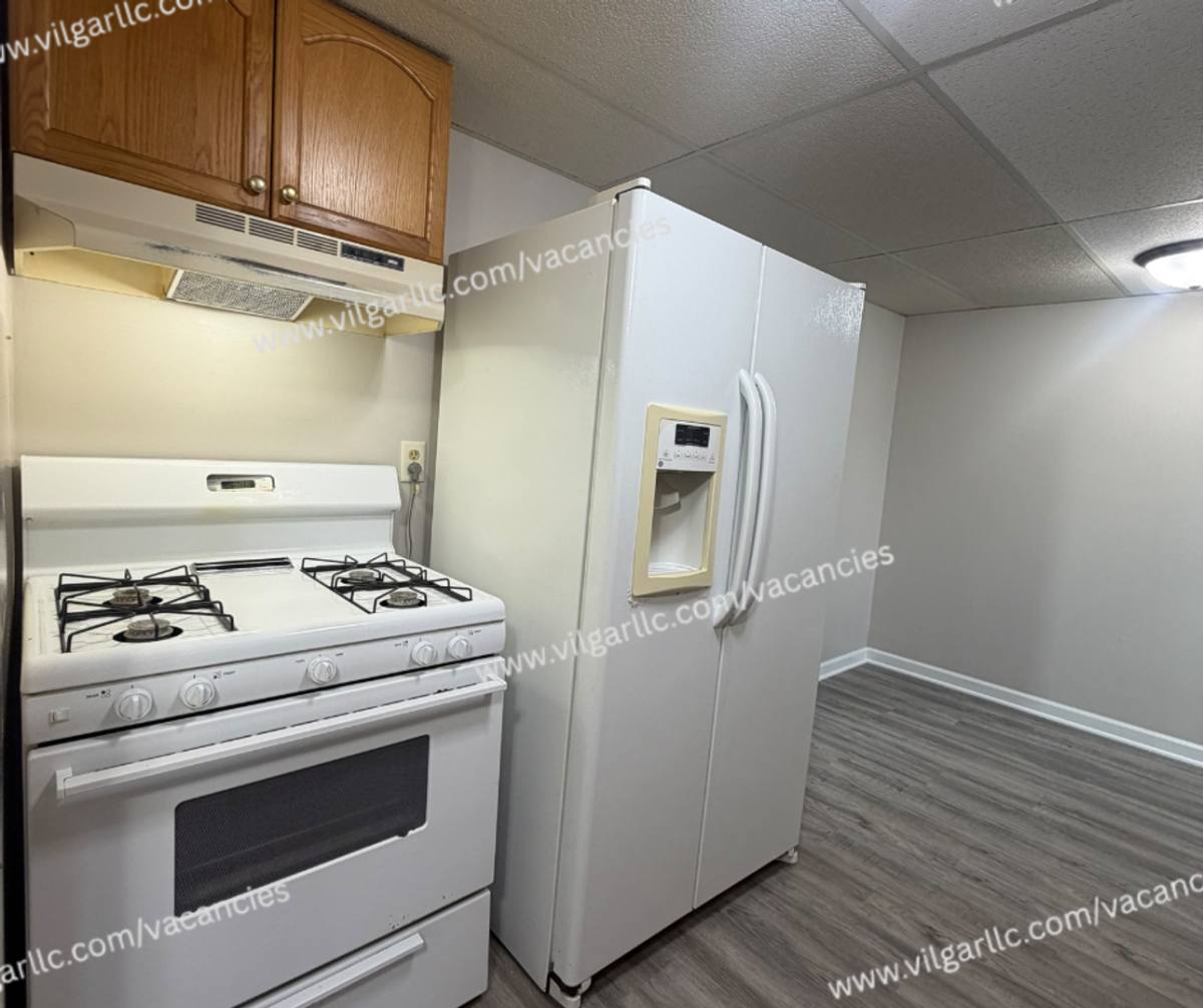 2041 - 2043 Union St, Lake Station, IN 46405 - Townhouse for Rent - Image 5