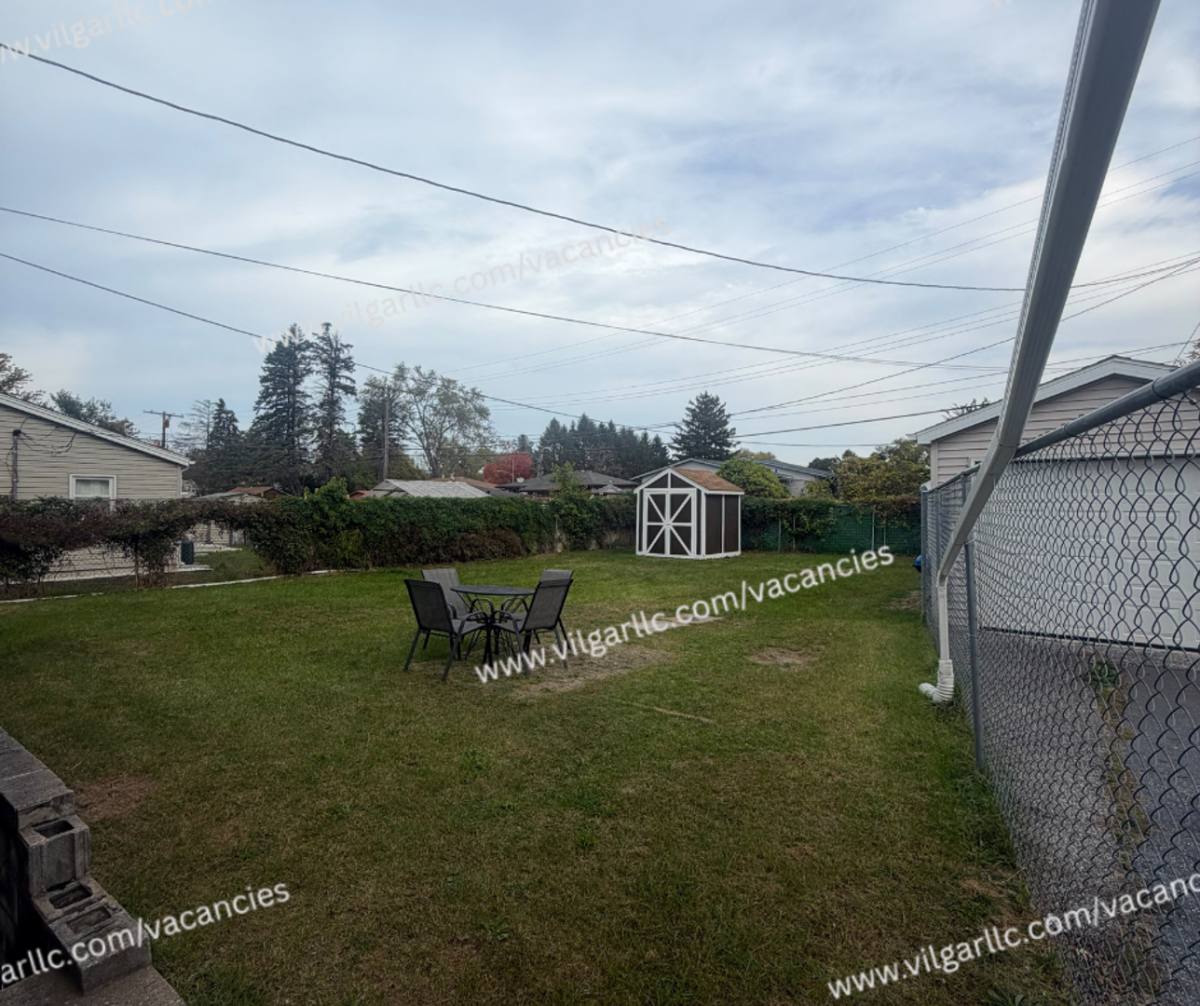 2041 - 2043 Union St, Lake Station, IN 46405 - Townhouse for Rent - Image 2