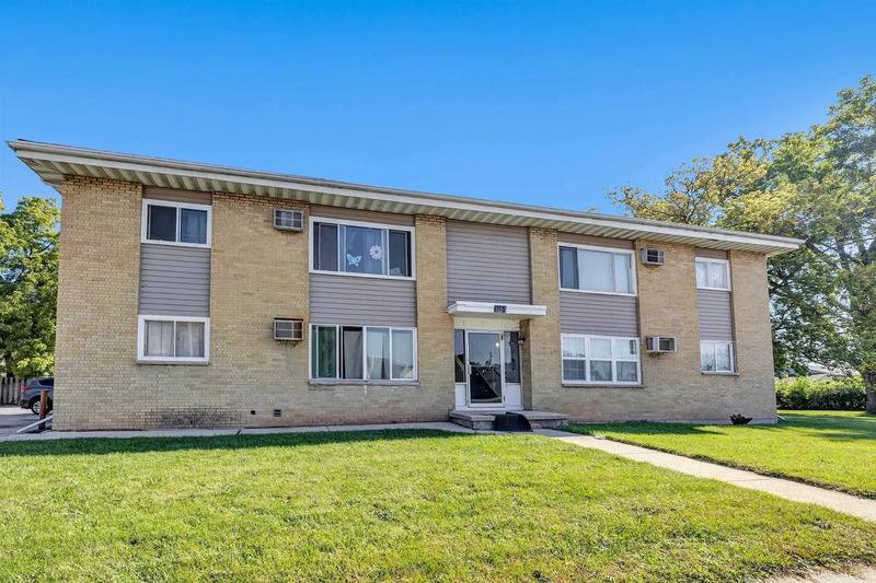 1651 E Mason St, Green Bay, WI 54302 - Apartment for Rent - Image 1