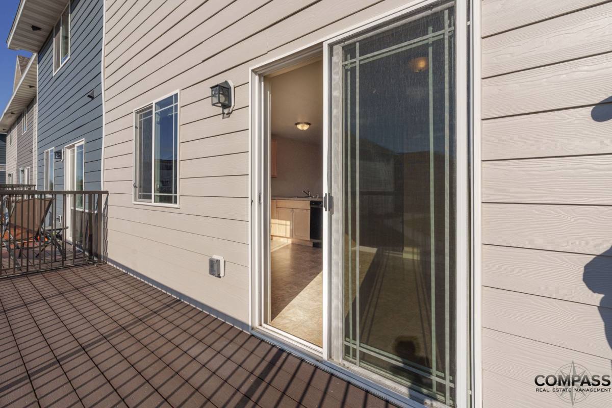 1031 W MacArthur Ave, Eau Claire, WI 54701 - Townhouse for Rent - Image 7