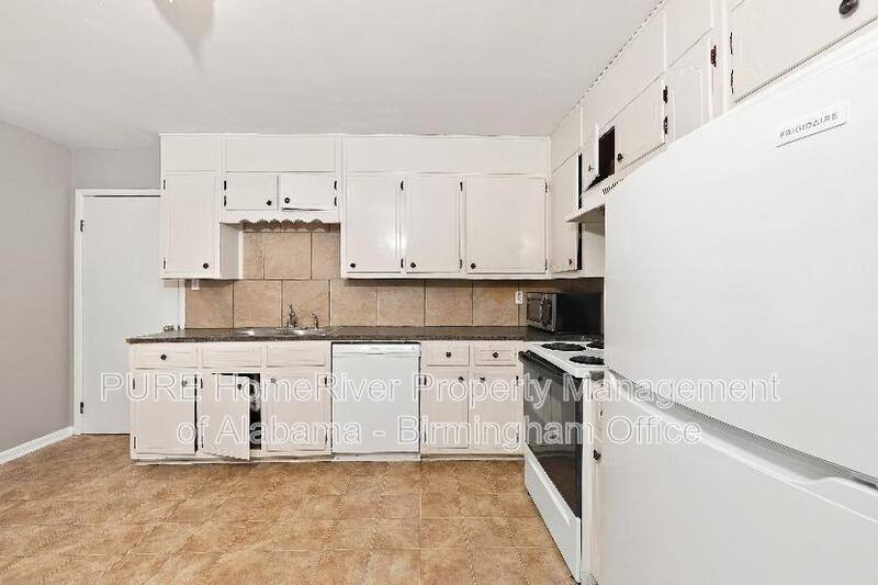 121 22nd Ave NE, Birmingham, AL 35215 - House for Rent - Image 7
