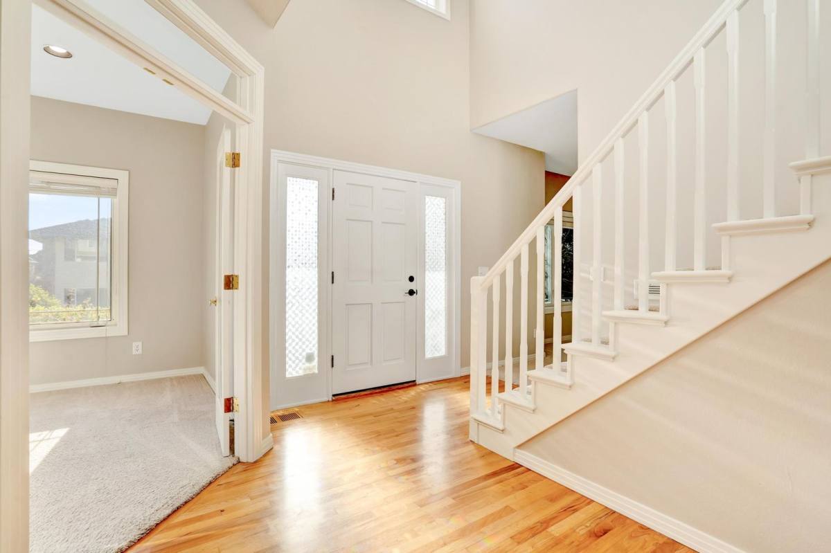 15157 NW Francesca Dr, Portland, OR 97229 - House for Rent - Image 3