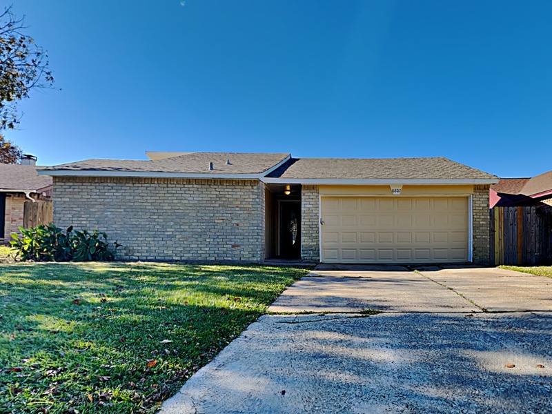 House for rent at 8807 Sherrywood Dr, Houston, TX 77044