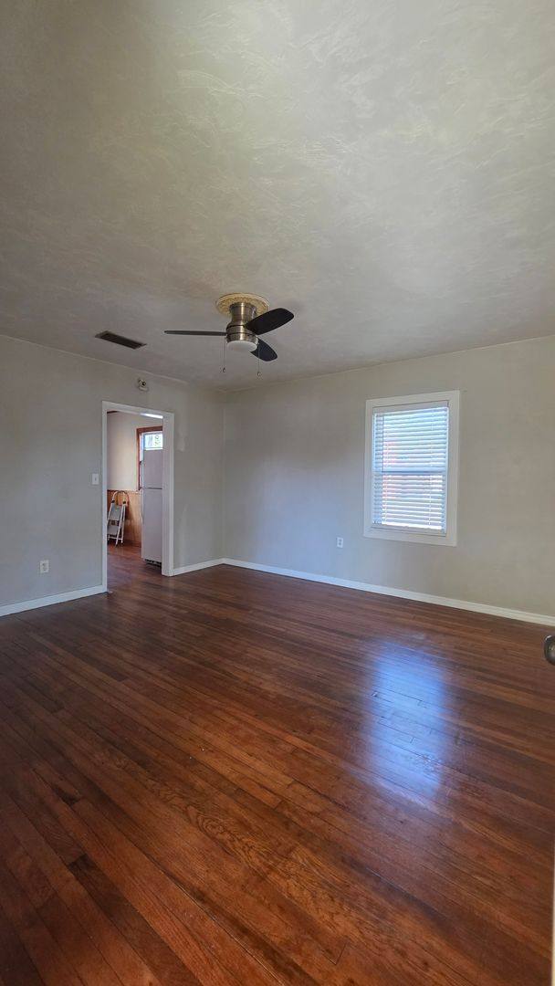 1212 S Ridgewood Ave #1, Daytona Beach, FL 32114 - Apartment for Rent - Image 2