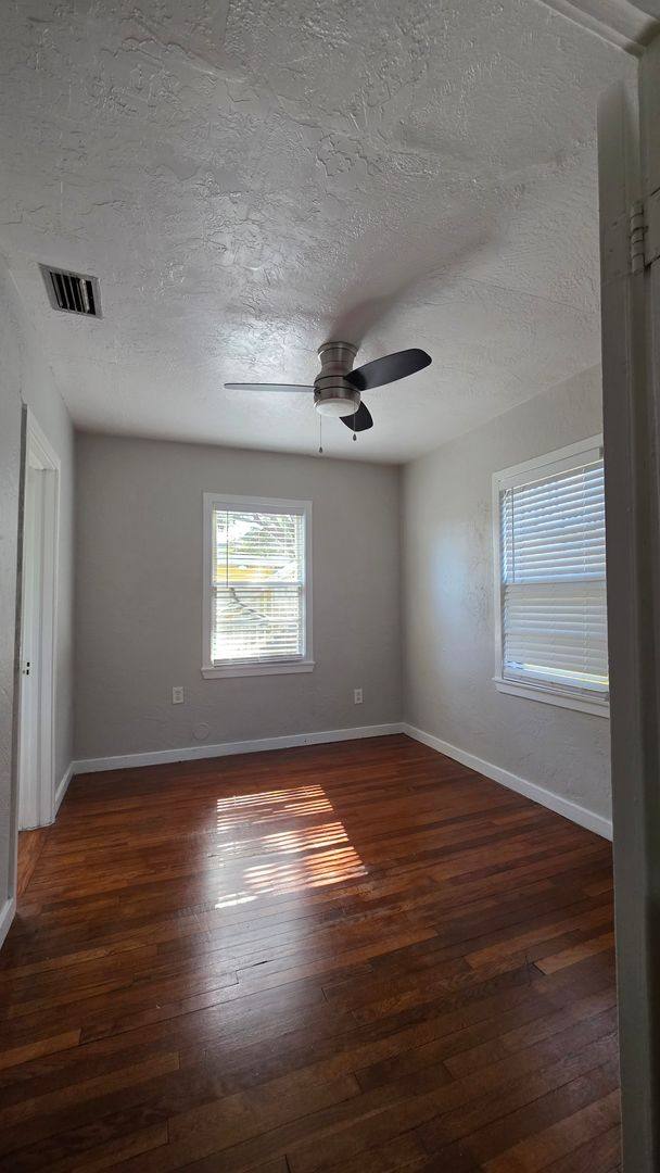 1212 S Ridgewood Ave #1, Daytona Beach, FL 32114 - Apartment for Rent - Image 5